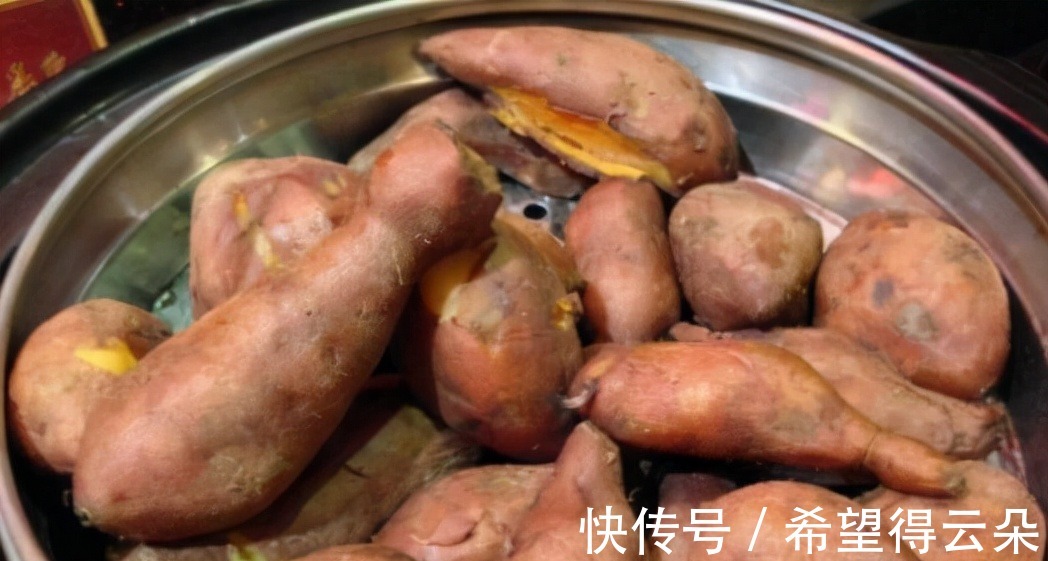 红薯直接上锅蒸是不对的！多加这1步，蒸出的红薯香甜软糯更好吃！