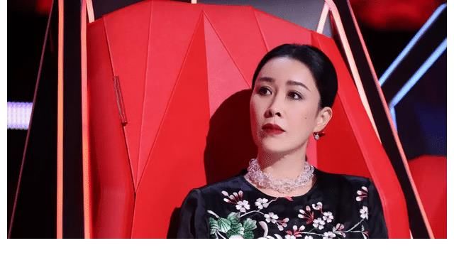 素人|《中國(guó)好聲音》改革，變身大神競(jìng)技場(chǎng)，素人選手寥寥無幾