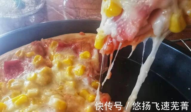 芝士|我的懒人披萨比外卖好吃,不要揉面机,分享手揉披萨饼的详细配方!