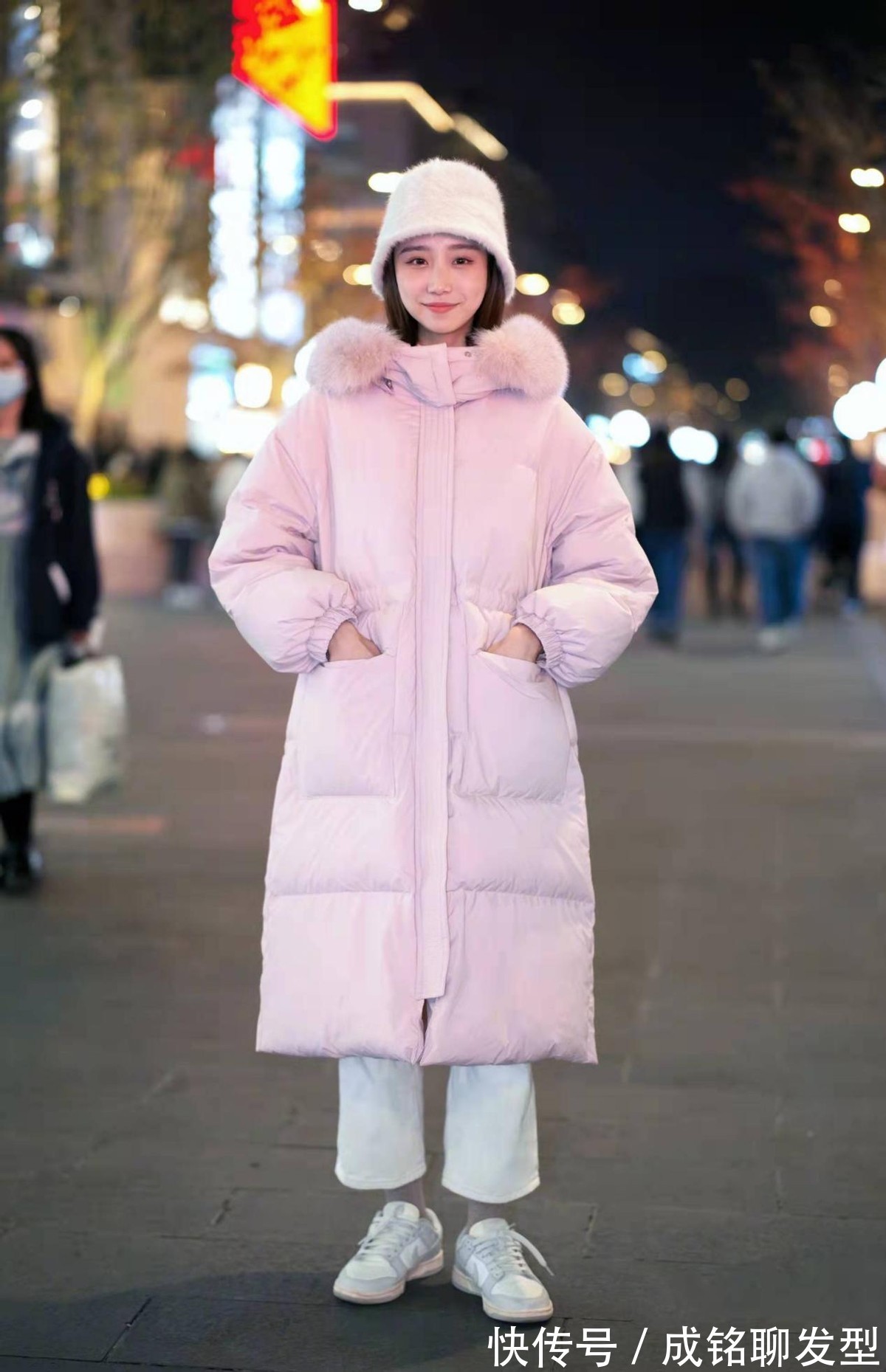 搭配|步入四十岁的女人,穿搭讲究质感而不是花哨,试试这几款时髦单品