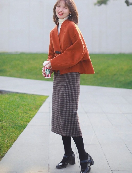 博主|冬天不穿“格纹裙”就out了!看潮人这样搭,回头率超高