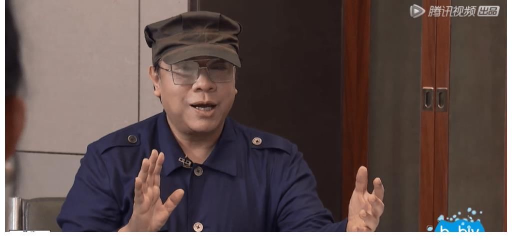 《導(dǎo)演請就位》最新一期，蔡康永是故意輸?shù)模蛴?個(gè)