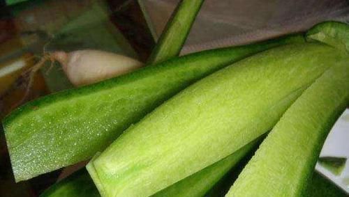 肠胃|建议男女常吃的食物，促进肠胃蠕动，排毒消脂，谁吃谁年轻