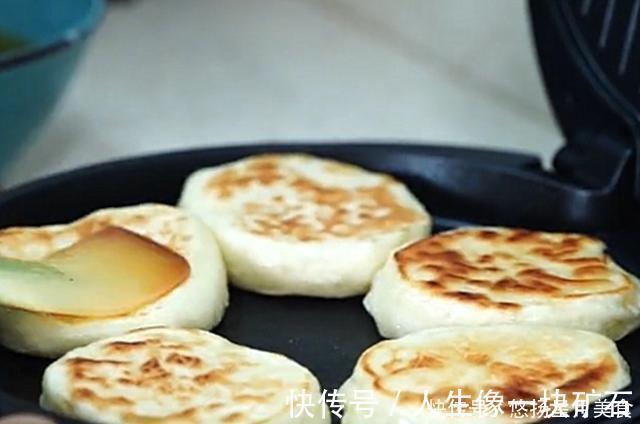 快速早餐饼的做法,15分钟搞定一顿饭,营养美味,比油条包子好吃