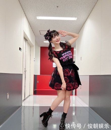 特利迦奥特曼|姐姐抽我!上坂堇出演《特利迦奥特曼》反派人间体