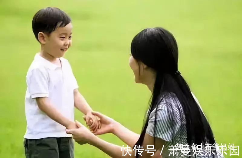 父母|当孩子开始顶嘴时,父母学会说这4句话,孩子将来会更有出息