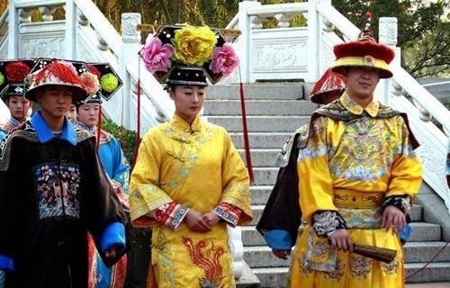 陈世倌|乾隆六下江南,为何4次都住在同一家族,里面到底隐藏了什么秘密?