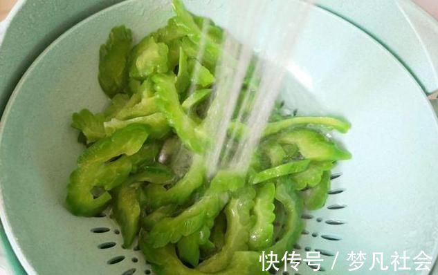 血糖稳定|高血糖最怕这个菜,56岁叔叔血糖高,隔三差五吃,血糖稳定4.0!