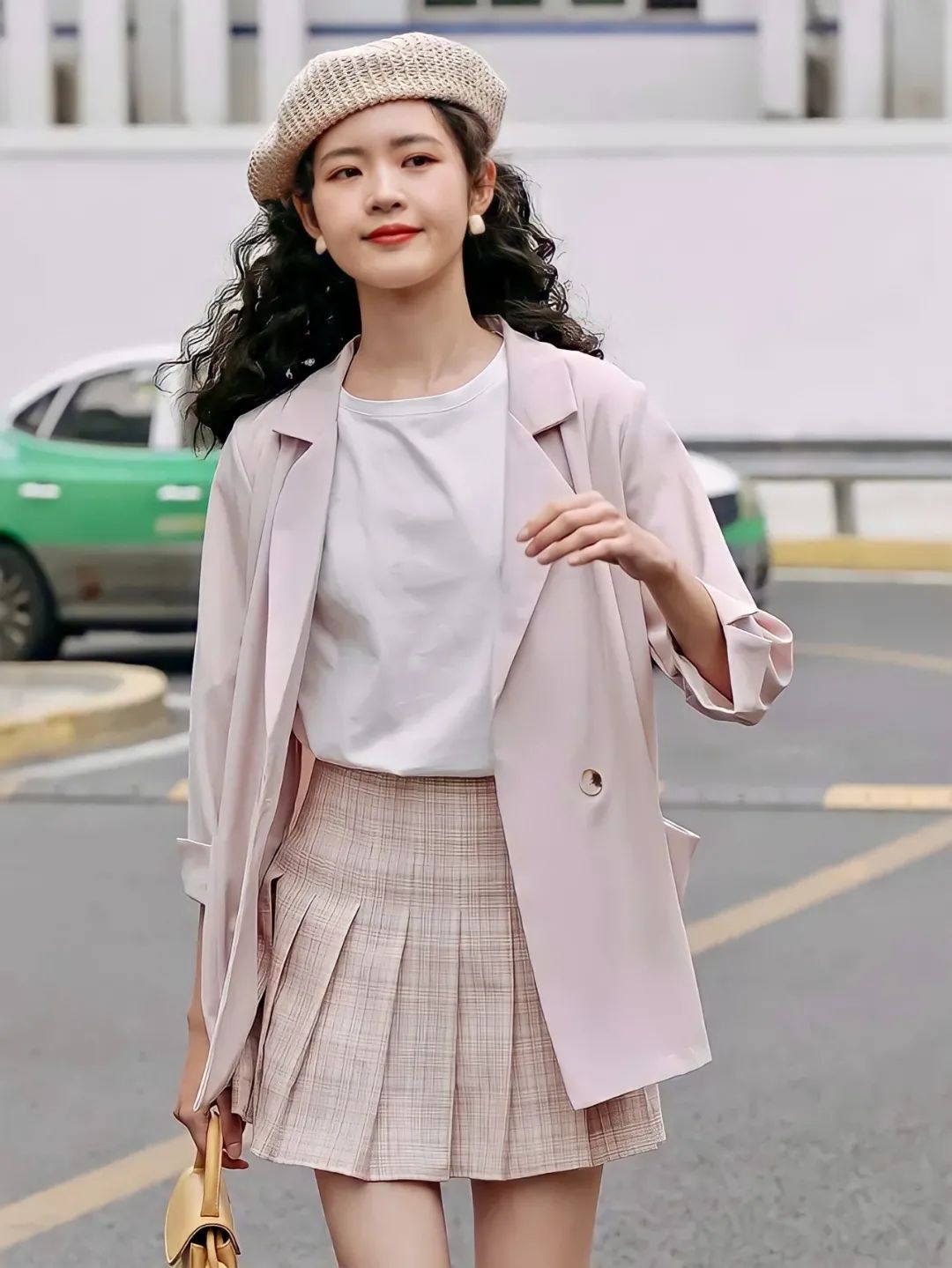 cp|衬衫+裙子、T恤+半裙=小个子夏秋王炸CP，巨洋气