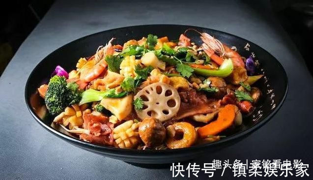 干锅排骨|美食推荐麻辣香锅，香菇油菜烧豆腐，干锅排骨，糖醋鲤鱼的做法