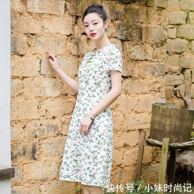 格子|清新婉约的连衣裙,这样穿让你够吸睛