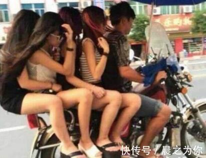 |搞笑趣图:妹子,你看到旁边孩子可怜的眼神了吗?