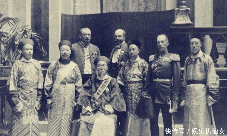 墓葬|专家抢救曾国藩的墓葬，进去后发现异样慌忙退出，并下令永久封存