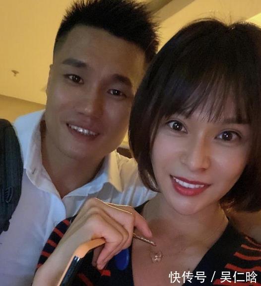 娇妻|太甜了!37岁奥运冠军晒结婚9年纪念照,娇妻太美颜值“逆生长”