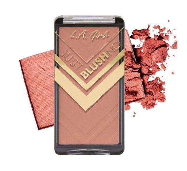 细闪|今天美容编辑教大家:如何用穿搭的思路学化妆