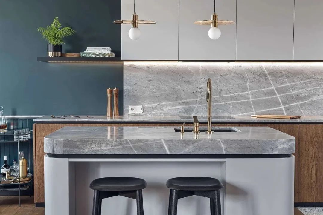 布置|100㎡现代轻奢,极简深色的质感,细节精致的设计,华丽档次