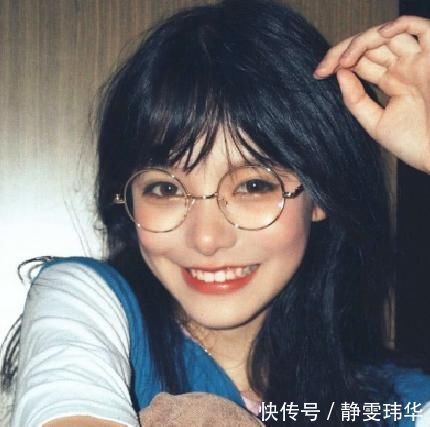 初中生喜欢戴“圆框眼镜”00后要注意,这“3种人”戴起来贼丑