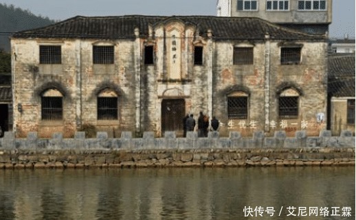 父母|苏青与张爱玲关系莫逆,一是因为互相欣赏,也是因为两人过于相像