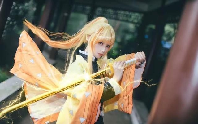 小姐姐|鬼灭之刃：小姐姐cosplay我妻善逸，看到成片，我爱了