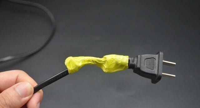 根部|电线插头根部折断了可以这样处理,立马又像新的耐用,涨知识了
