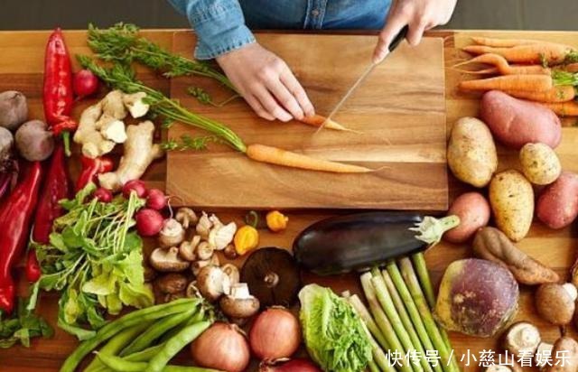 最新标准:65岁以上老年人,标准血压和心率是多少?一起了解下