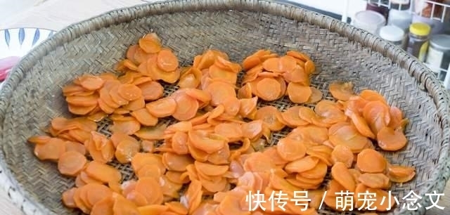 冰糖|这5种蔬菜晒干后,比新鲜的好吃太多!炖肉炒菜都行,放1年不坏