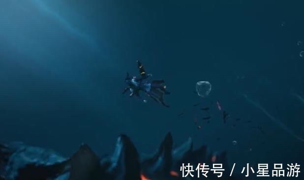 鲸鱼|斗罗大陆：唐三被鲸鱼狂虐，海神出手相助，一招将敌人劝退！
