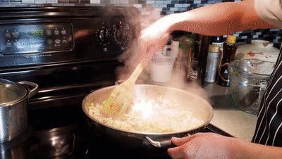 开水|法国人用塑料袋在开水里煮饭!原因竟是没有电饭锅……