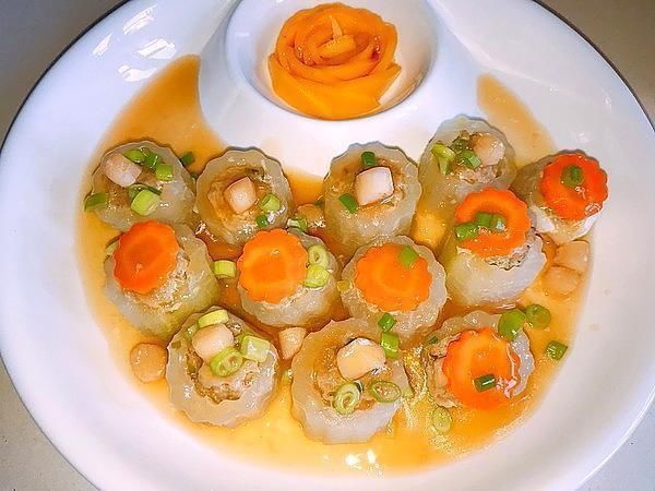 32道菜肴，妥妥的美味，有味道、有食欲，家人吃的很满足