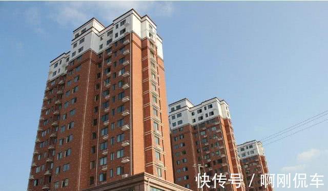 房子|原来有钱人买房都选择东边的房子,听售楼表姐分析完,后悔买早了