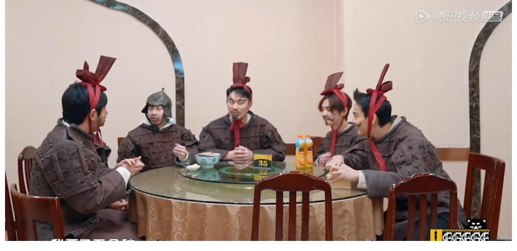 彭昱畅玩游戏不顾忌形象,获胜后反应获好评,2点细节足以见人品