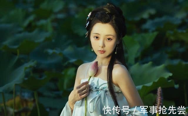 五律|五言格律:冰肌能除岁,玉骨始迎春。已在红尘里,偏偏不染尘