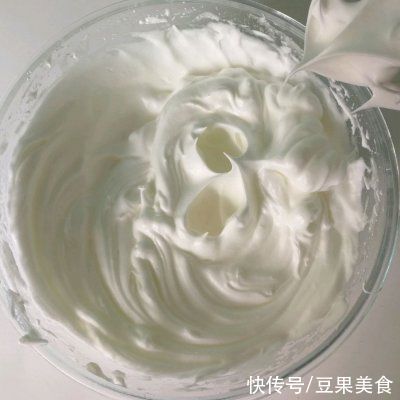 做法简单零失败的不粘模具一样轻松烤戚风蛋糕