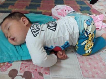 睡着|儿童专家娃身体发出4个“求救信号”时,说明脾胃虚,家长注意