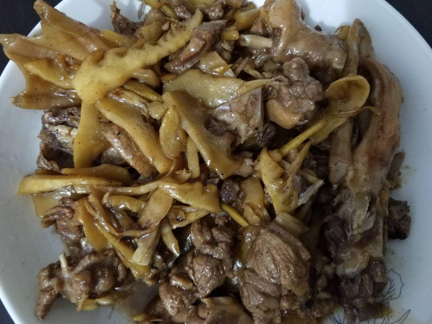 鸭肉最好吃的做法,有劲道特别香,一点都不油腻