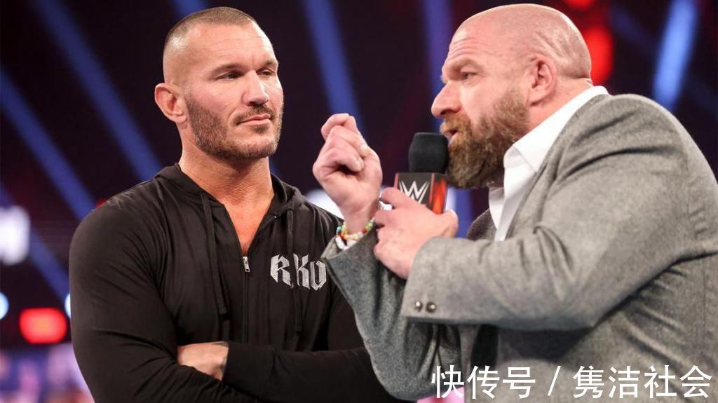 毒蛇兰迪奥顿在上周RAW中是真的被烧伤,还是只是节目效果