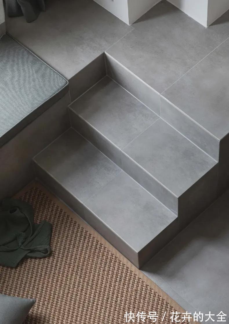 矮柜|22平迷你小复式,充满美感的同时收纳还不受影响,简直太厉害了!