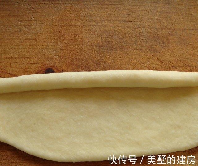 接头处|牛奶排包的详细做法，香软好吃，营养丰富，味道棒极了