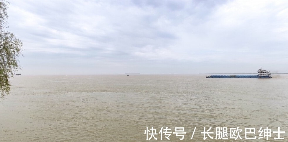 沙鸥$三年两度遭贬,张孝祥写下一首旷达之作,意境高远,余韵悠长