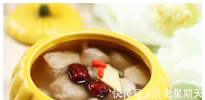 清蒸鲈鱼|立秋贴秋膘，不要错过这5种传统美食，荤素搭配，清淡不油腻