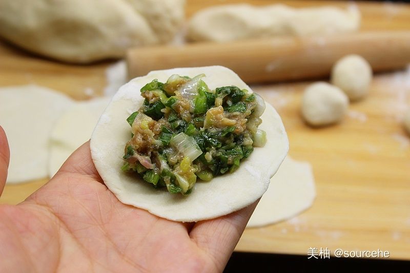  奶奶|冬至饺子这样做，皮薄馅大汁多，Q弹不易破，馅料实惠又鲜美