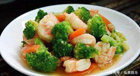 黑椒|照烧黑椒鸡腿,西兰花炒虾球,洋葱爆猪肝,椒香鱼排的做法