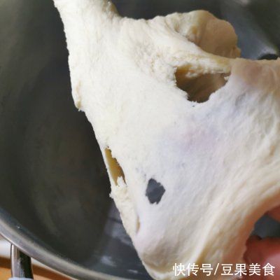 美味|香葱肉松面包卷这样做，营养又美味