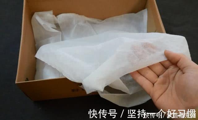 瓶罐罐|买了几十年鞋,才知道鞋盒里的那层白布这么重要,以前太浪费了