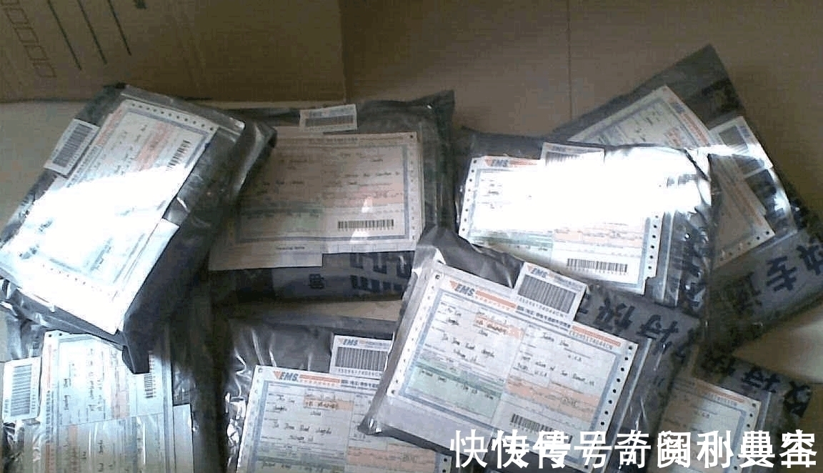 小李|网友淘宝买十斤大枣, 结果到货十五斤, 然后联系卖家却一直不理人!