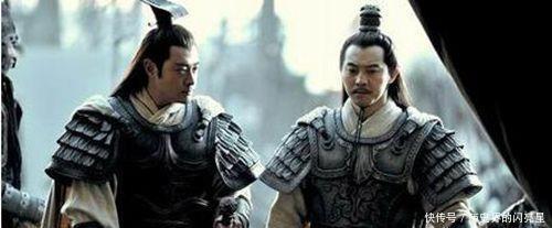 差点|三国刘备最不看好的两位武将,一位战神关羽,一位差点改写历史!