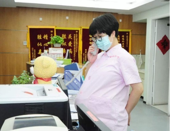 石榴石榴|女性怀孕时,别舍不得吃3种水果,常吃有益孩子发育,还能排毒