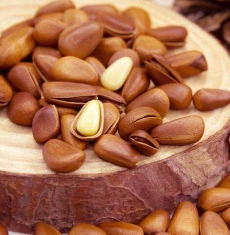 坚果|老年人的“健康零食排行榜”，糖尿病和高血压病人，都可以吃！