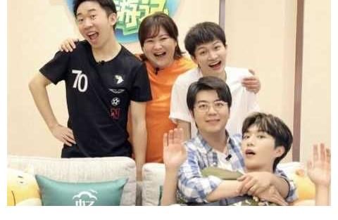 元氣滿滿|39歲賈玲胖出天際，脖子三層肉，長裙遮不住粗腿，擔心她的健康