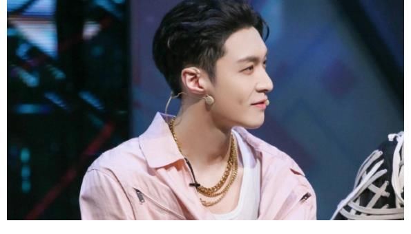 这就是街舞4|《街舞4》推迟到8月播出，高强度惹争议，有必要熬大夜录制吗？